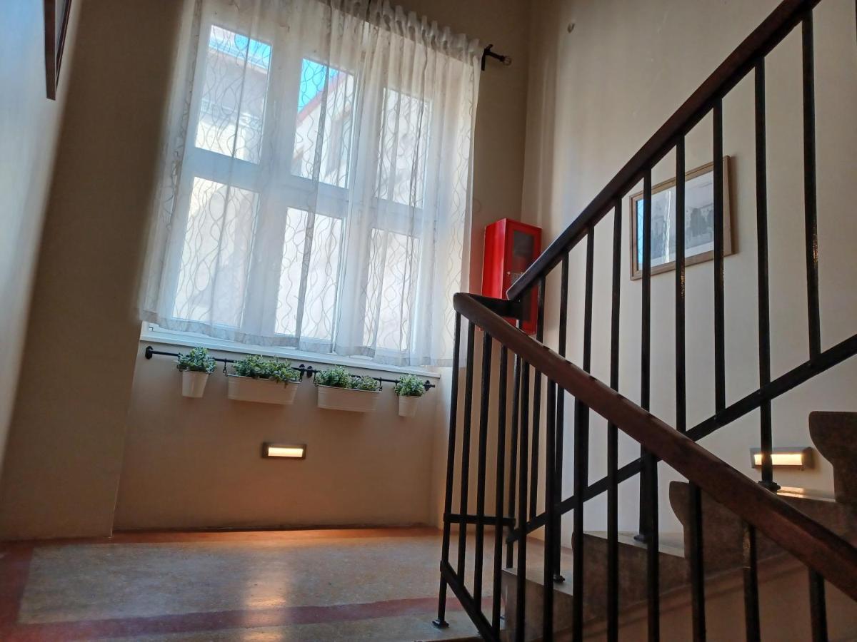 Apartment Rosetta Загреб Экстерьер фото